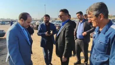 بازدید معاون دادستان کل کشور از پارکینگ خودروهای توقیفی در بندرعباس بازدید معاون دادستان کل کشور از پارکینگ خودروهای توقیفی در بندرعباس