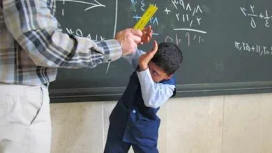 تهدید دانشآموز برای درس خواندن تخلف است | جزئیات قانونی تنبیه دانشآموزان ؛ از تذکر و اخراج موقت تا تغییر مدرسه تهدید دانشآموز برای درس خواندن تخلف است | جزئیات قانونی تنبیه دانشآموزان ؛ از تذکر و اخراج موقت تا تغییر مدرسه