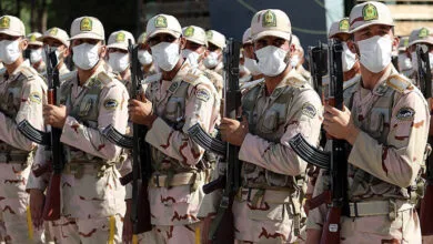 دستگیری ۱۰۰ هزار قاچاقچی و کشف ۳ هزار قبضه اسلحه در مرزهای کشور دستگیری ۱۰۰ هزار قاچاقچی و کشف ۳ هزار قبضه اسلحه در مرزهای کشور