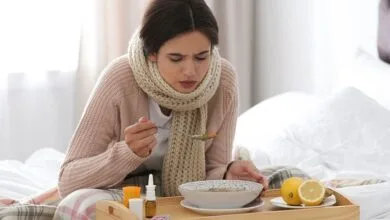 چند بار در سال سرما بخوریم طبیعی نیست؟ | نصف افرادی که تندتند سرما میخورند این ۳ مورد را ندارند چند بار در سال سرما بخوریم طبیعی نیست؟ | نصف افرادی که تندتند سرما میخورند این ۳ مورد را ندارند