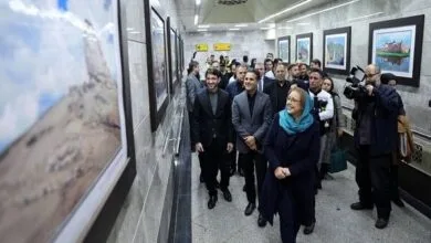 نمایشگاه عکس رومانی در مترو تهران نمایشگاه عکس رومانی در مترو تهران