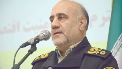 حماسه نهم دی ماه بیعت دوباره و تمام عیار با آرمانهای امام و انقلاب است حماسه نهم دی ماه بیعت دوباره و تمام عیار با آرمانهای امام و انقلاب است