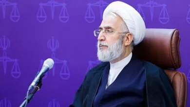 دشمن در حال توطئه علیه ایران است دشمن در حال توطئه علیه ایران است