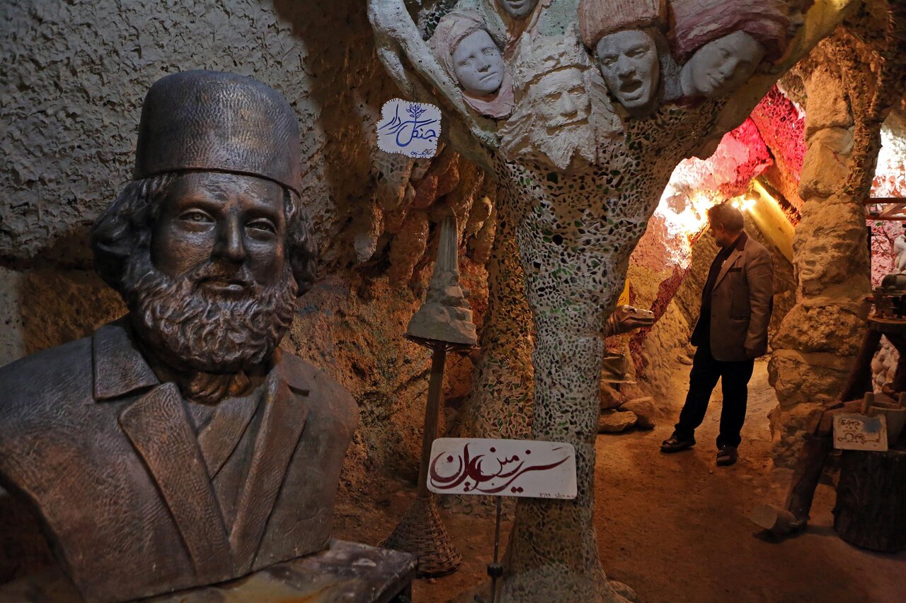 دورهمی قهرمان‌ها و اسطوره‌ها در غارموزه وزیری