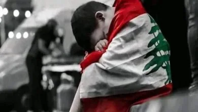 اهدای یک انگشتر برای کمک به جبهه مقاومت