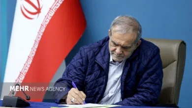 پزشکیان: دانش آموزان آینده ایران را رقم خواهند زد