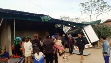 برخورد ون با مغازه مواد غذایی در ویتنام ۶ نفر کشته شدند