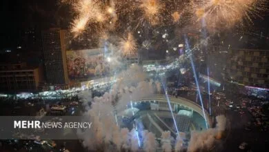 نورپردازی نوین همزمان با نیمه شعبان در تهران با استفاده از پروژکتورهای متحرک آسمانی
