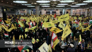 اجتماع مردم تهران همزمان با تشییع شهدای مقاومت – ۱