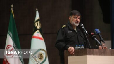 سردار رادان: اولین هدف دشمن کسانی است که با آن‌ها رو در رو جنگیدند