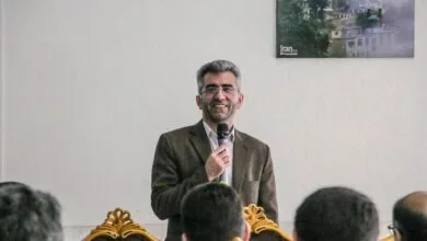 5403571.jpg