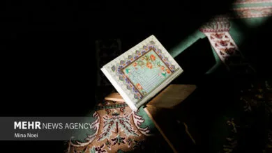 محفل انس با قرآن کریم با حضور مقامات عالی قضایی و جمعی از قاریان ممتاز محفل انس با قرآن کریم با حضور مقامات عالی قضایی و جمعی از قاریان ممتاز