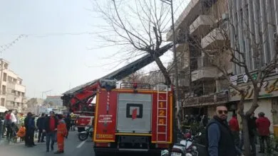 حادثه آتش‌سوزی در خیابان انقلاب/ هشدار آتش‌نشانی برای ساختمان‌های قدیمی ناامن
