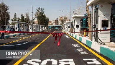 افتتاح ۳ ایستگاه شارژبرقی و رونمایی از تاکسی برخط