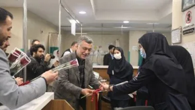 بازدید نوروزی وزیر بهداشت از دو بیمارستان در تهران بازدید نوروزی وزیر بهداشت از دو بیمارستان در تهران