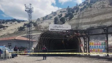 ۱۴ کارگر بر اثر ریزش معدن در ترکیه مجروح شدند ۱۴ کارگر بر اثر ریزش معدن در ترکیه مجروح شدند